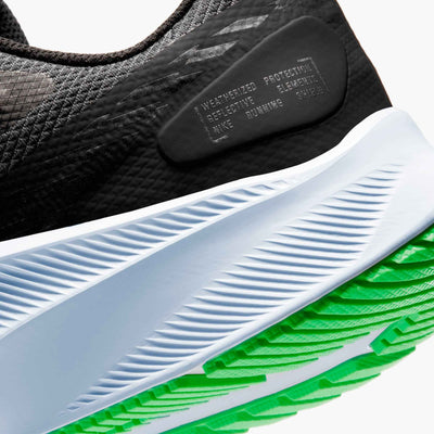 Nike Quest 3 Shield
