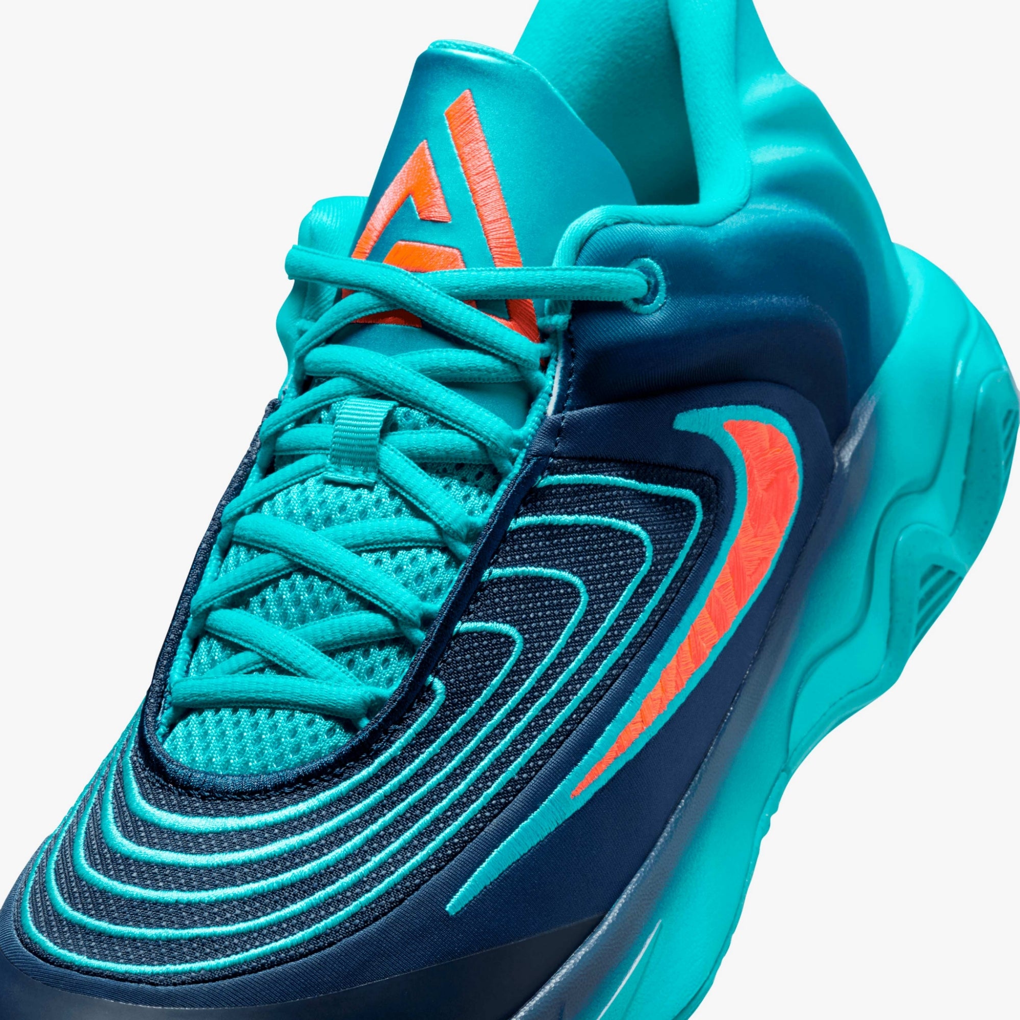 Nike Giannis Immortality 4