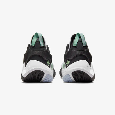 Nike Giannis Immortality 2