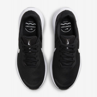 Nike Revolution 7