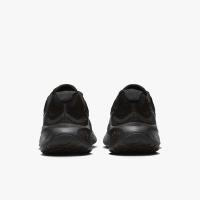 Nike Revolution 7