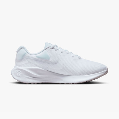 Nike Revolution 7