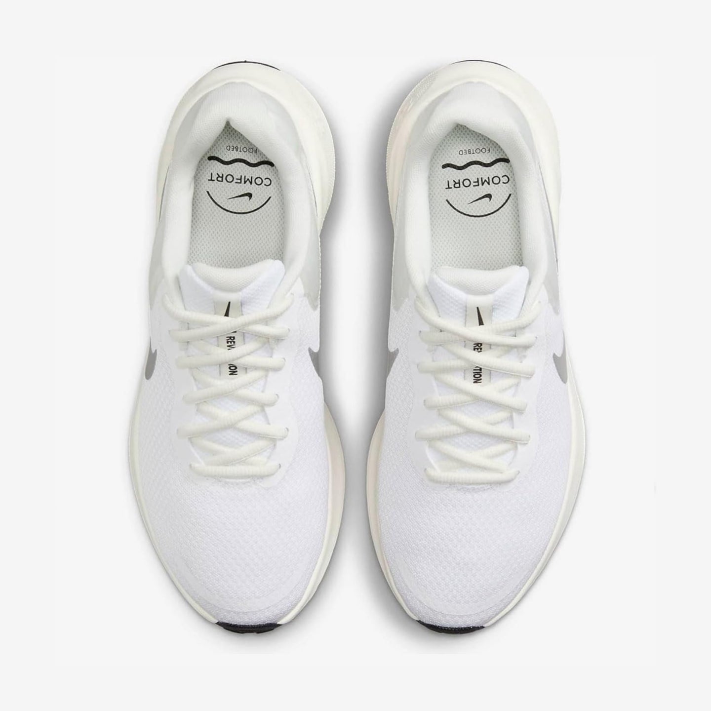 Nike Revolution 7