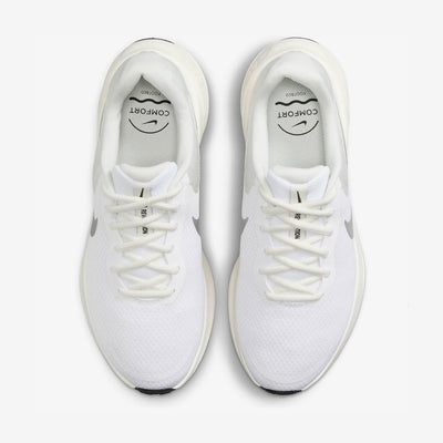 Nike Revolution 7