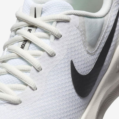 Nike Revolution 7