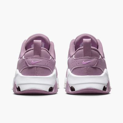 Nike Air Zoom Bella 6