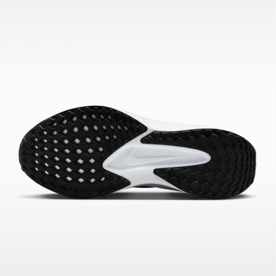 Nike Quest 6