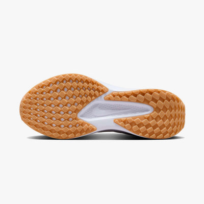 Nike Quest 6