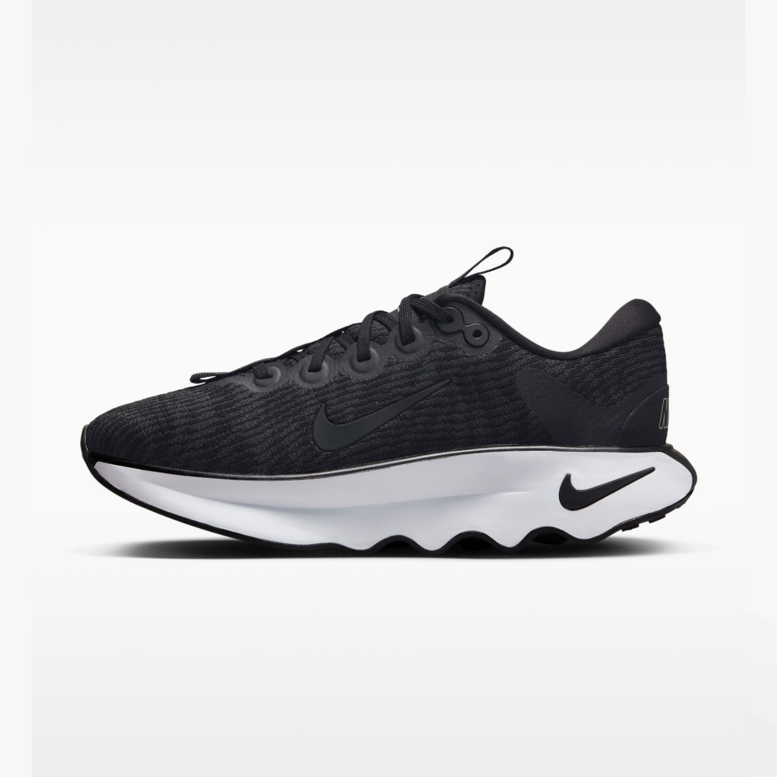Nike Motiva