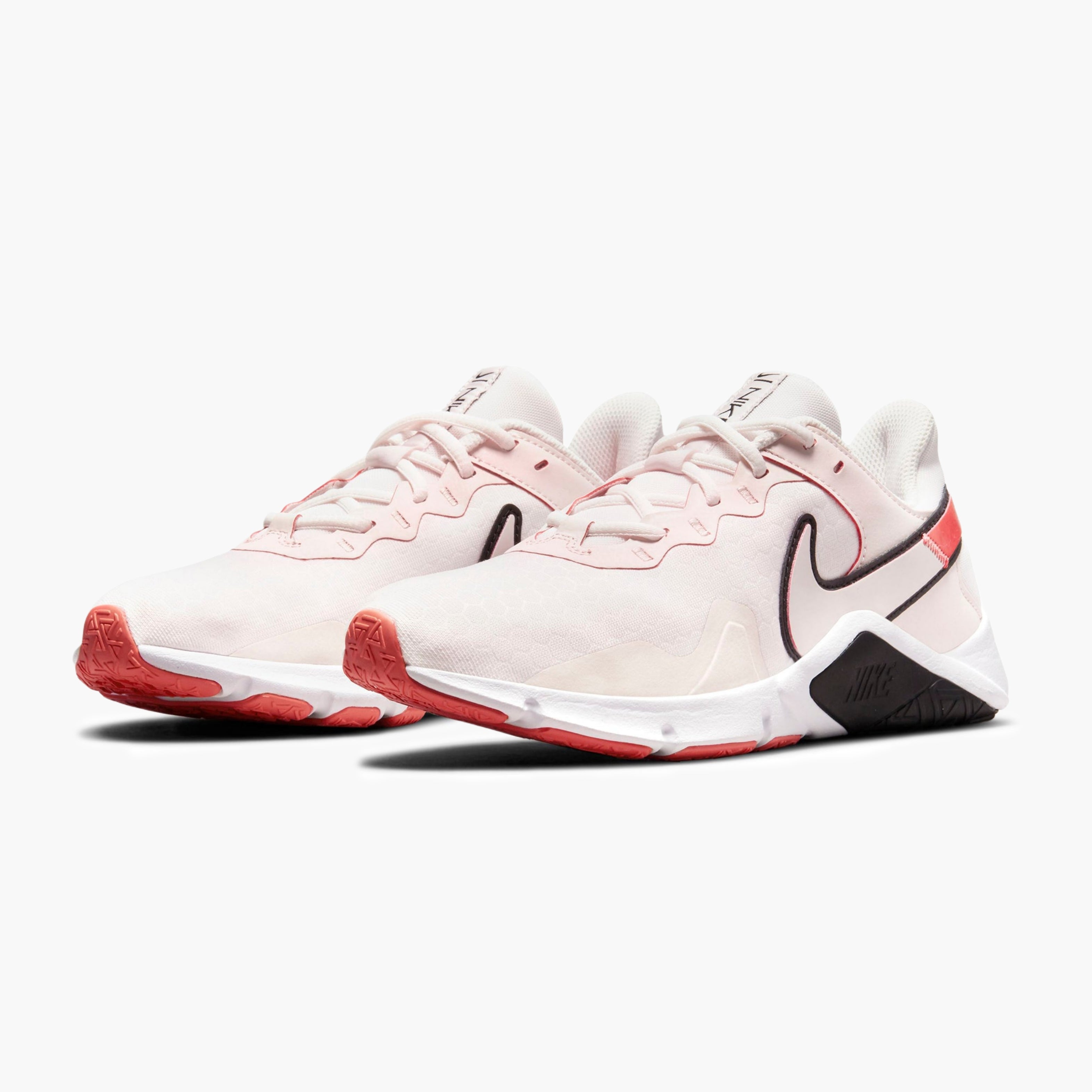 Nike Legend Essential 2