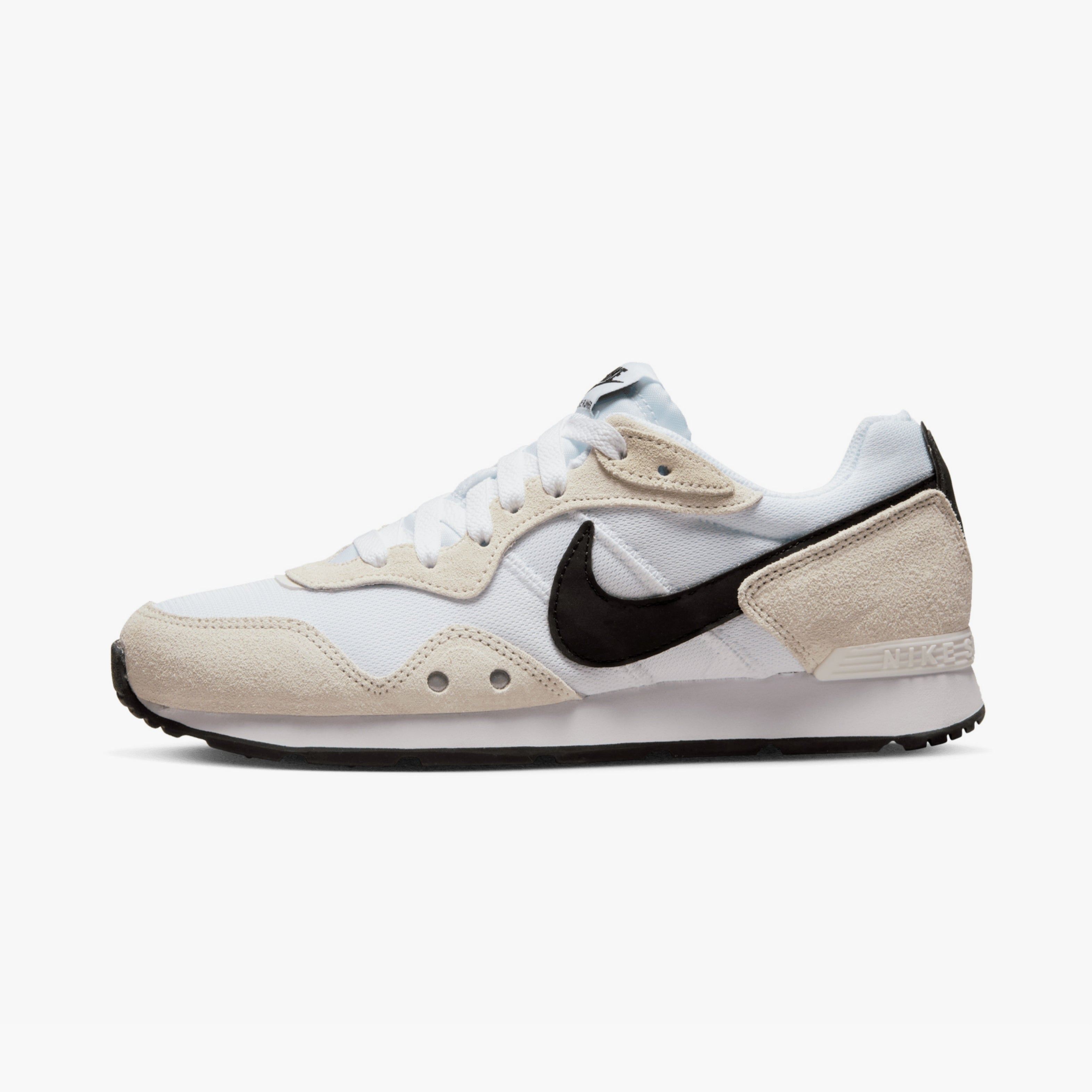 Nike Venture Runner