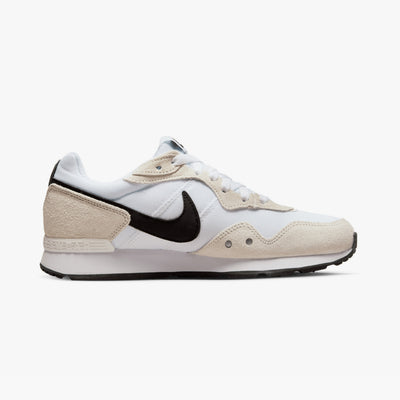 Nike Venture Runner