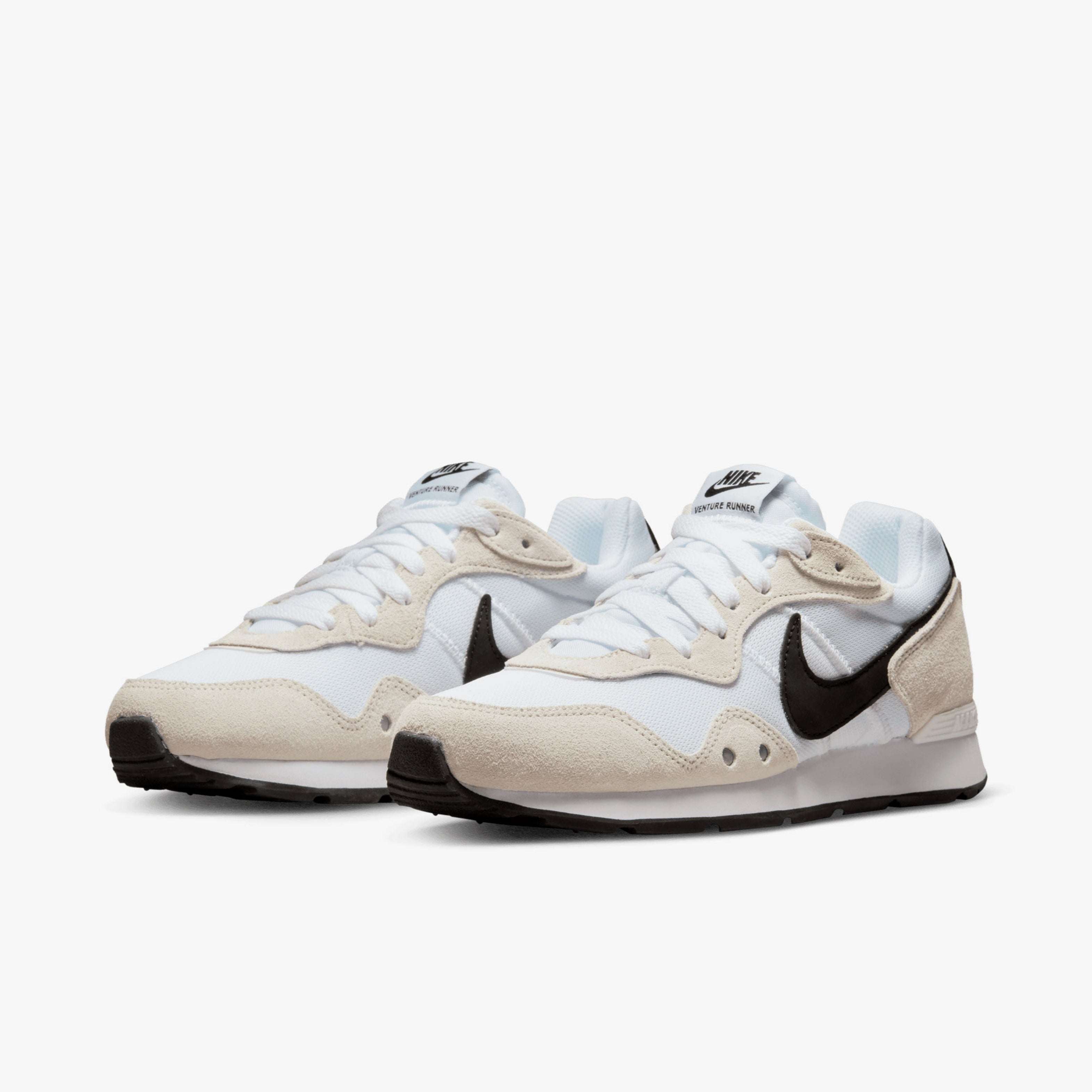 Nike Venture Runner