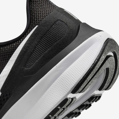 Nike Air Zoom Structure 25