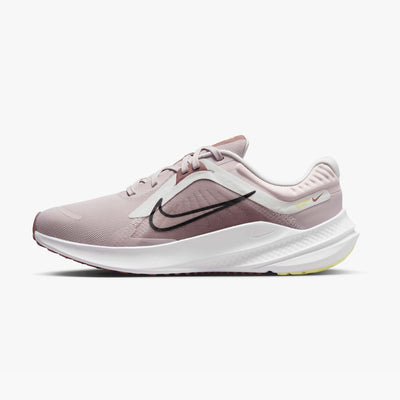 Nike Quest 5