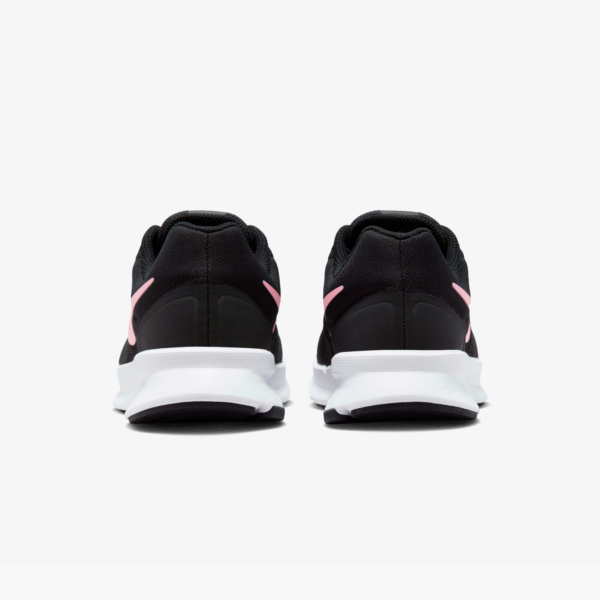 Nike Run Swift 3
