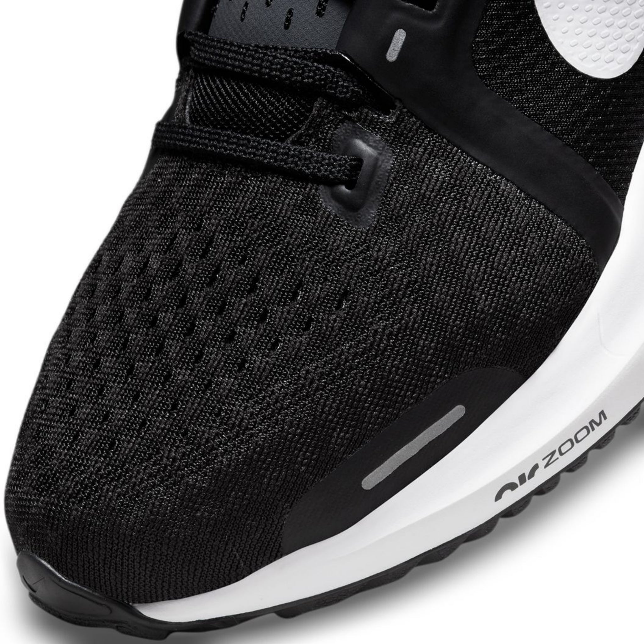 Nike Air ZoomX Vomero 16