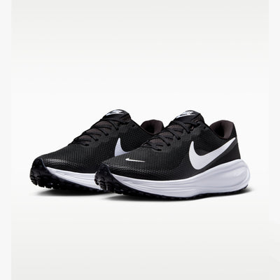 Nike Revolution 8