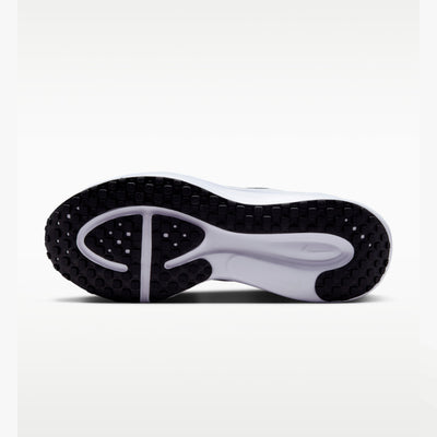 Nike Revolution 8