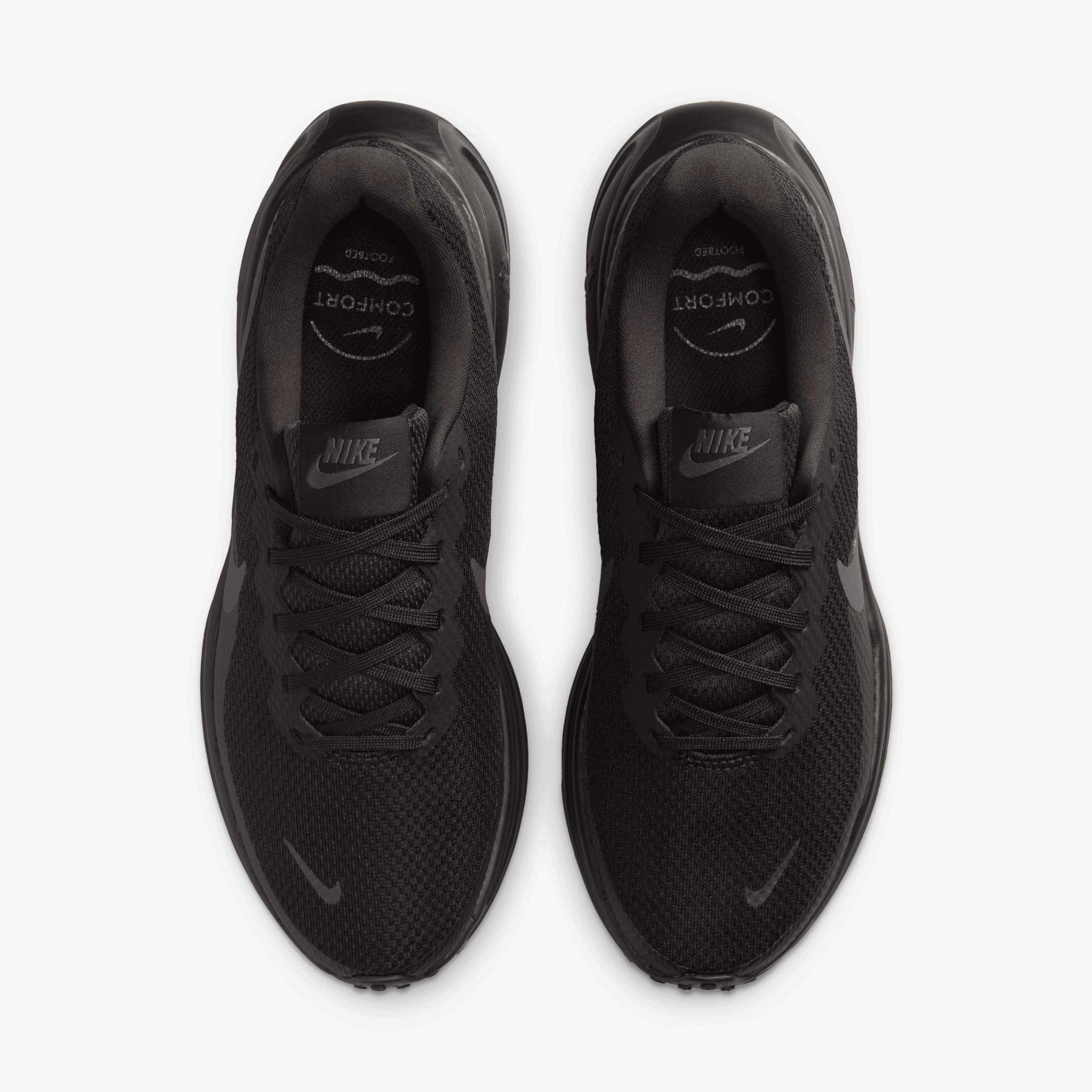 Nike Revolution 8