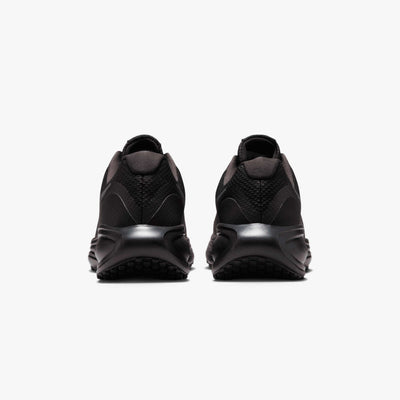 Nike Revolution 8