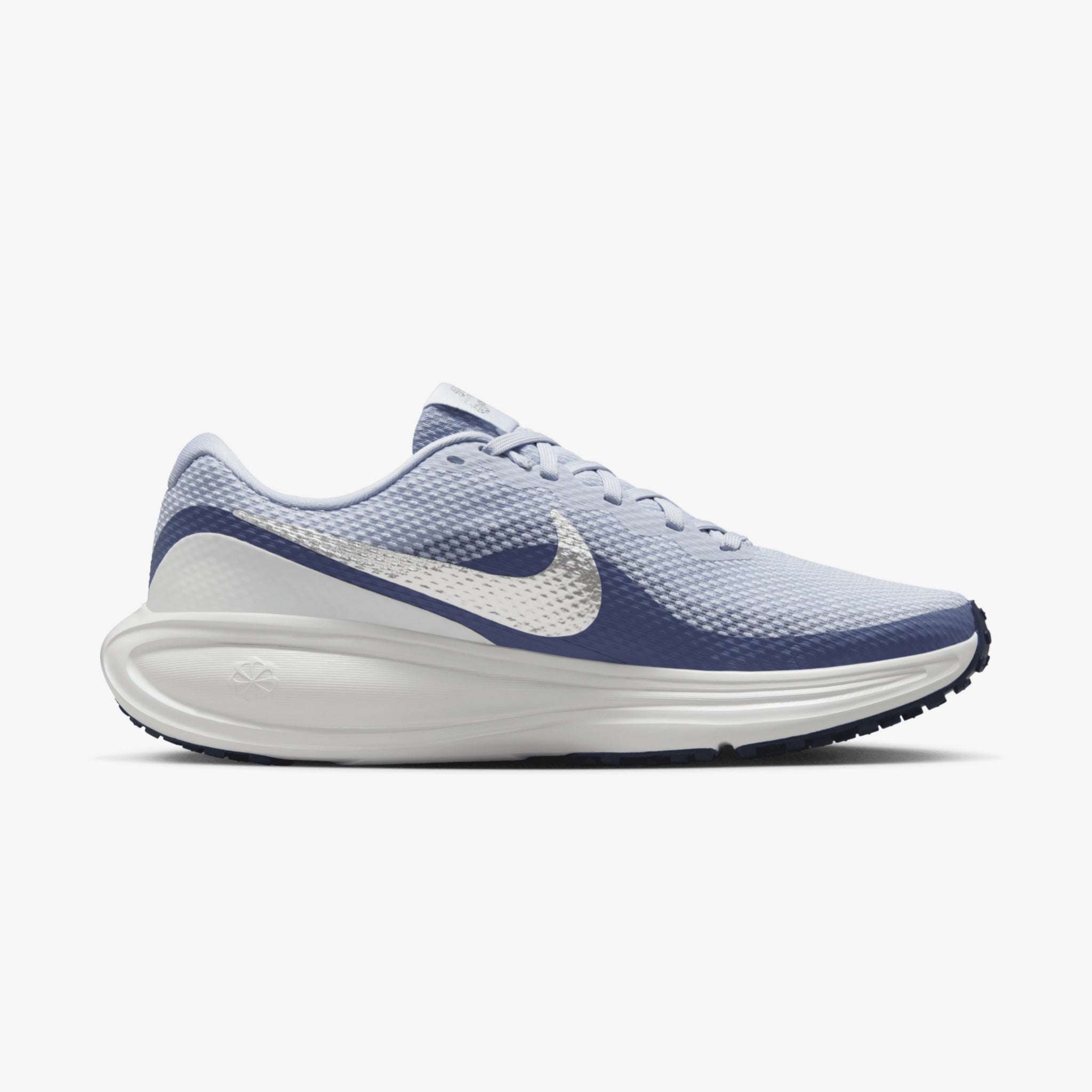 Nike Revolution 8
