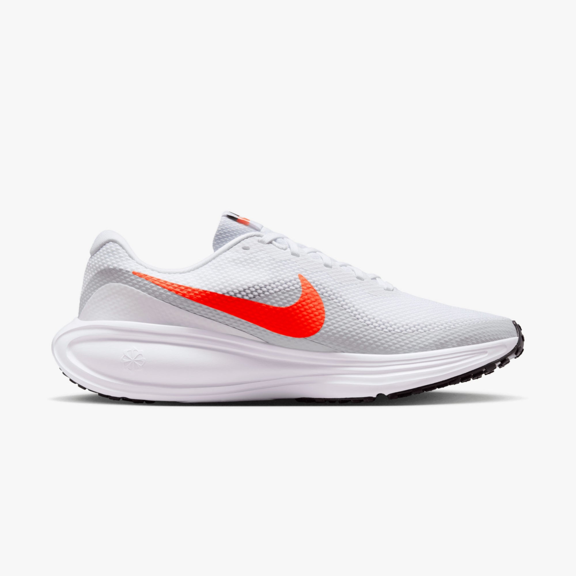 Nike Revolution 8