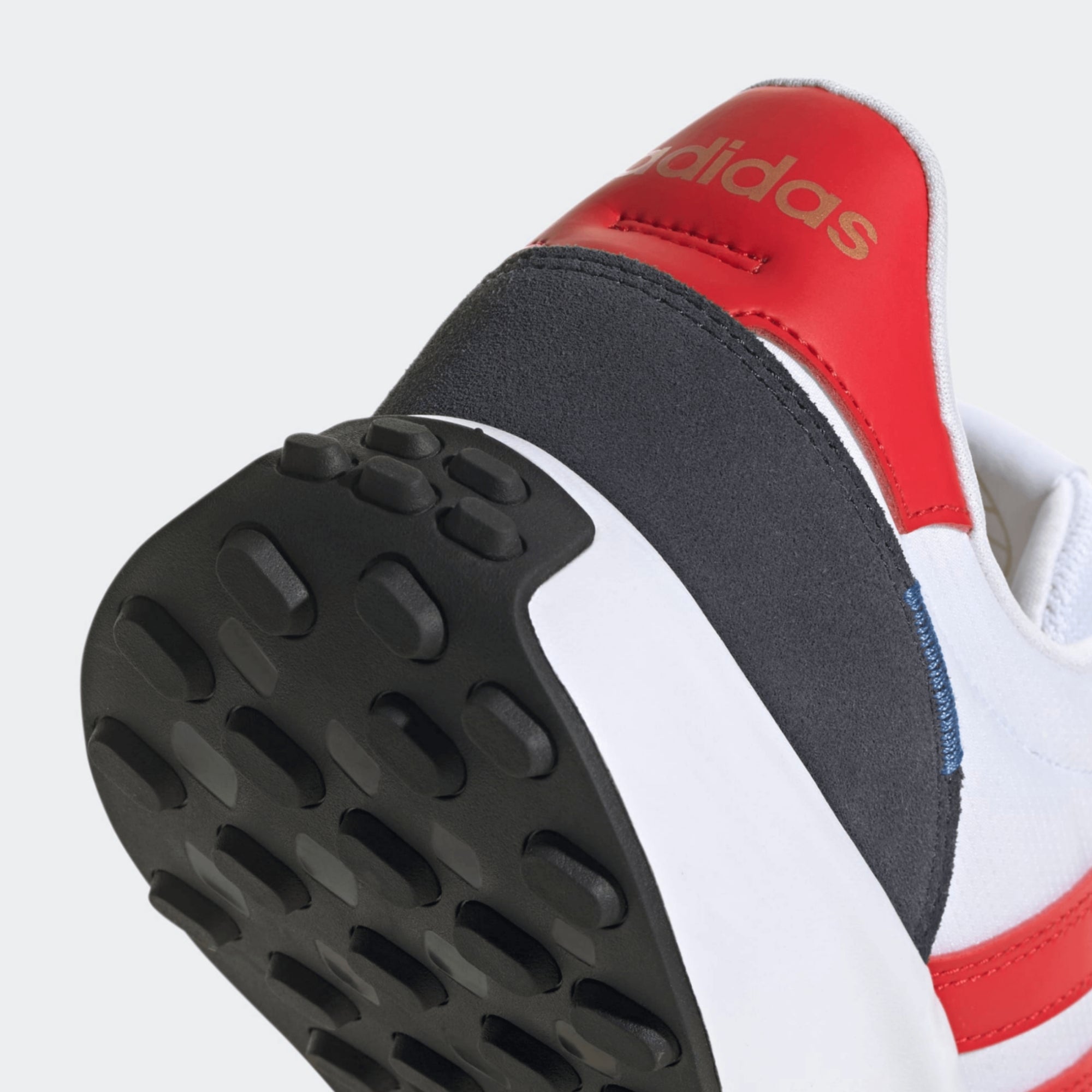 Adidas Run 70s