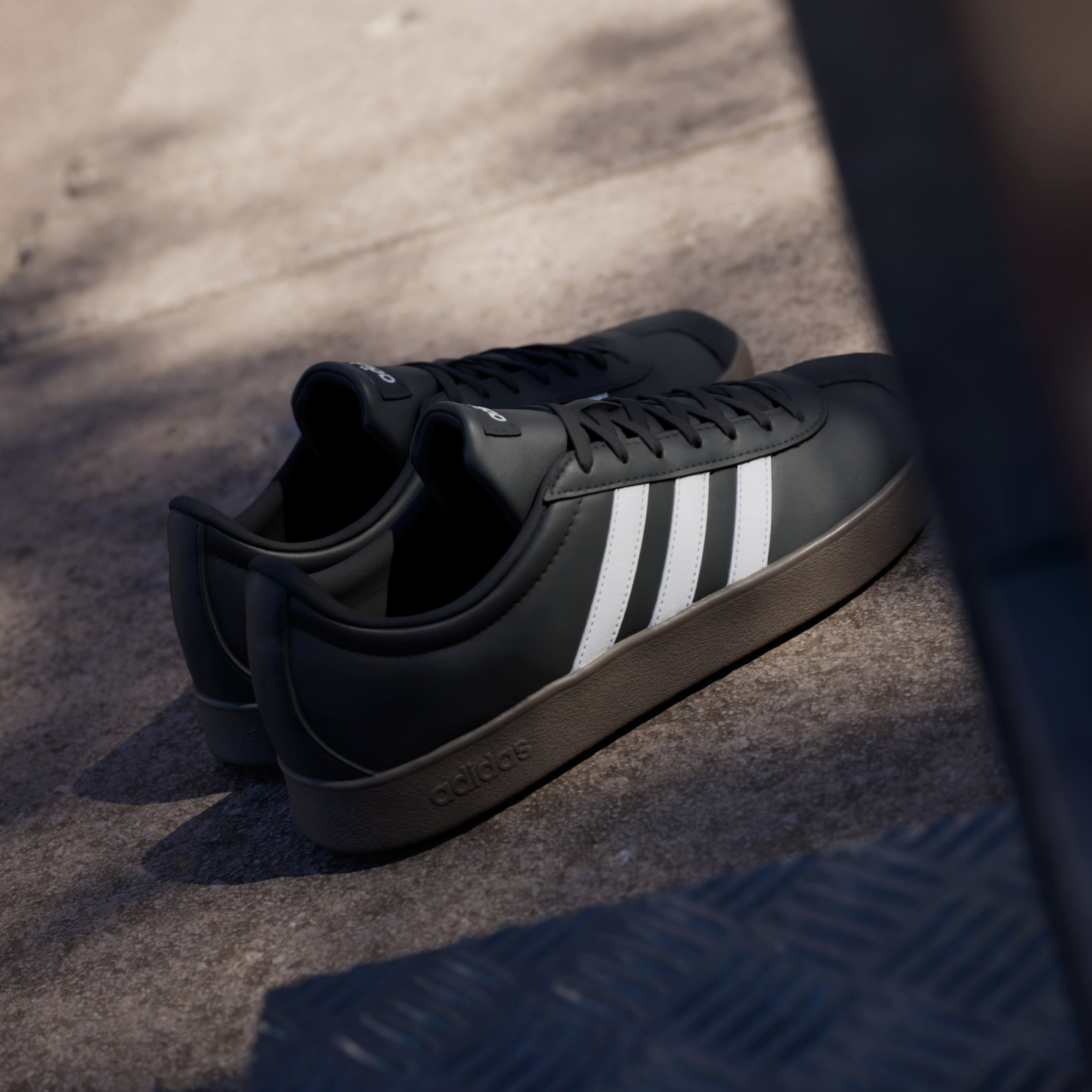 Adidas VL Court Base
