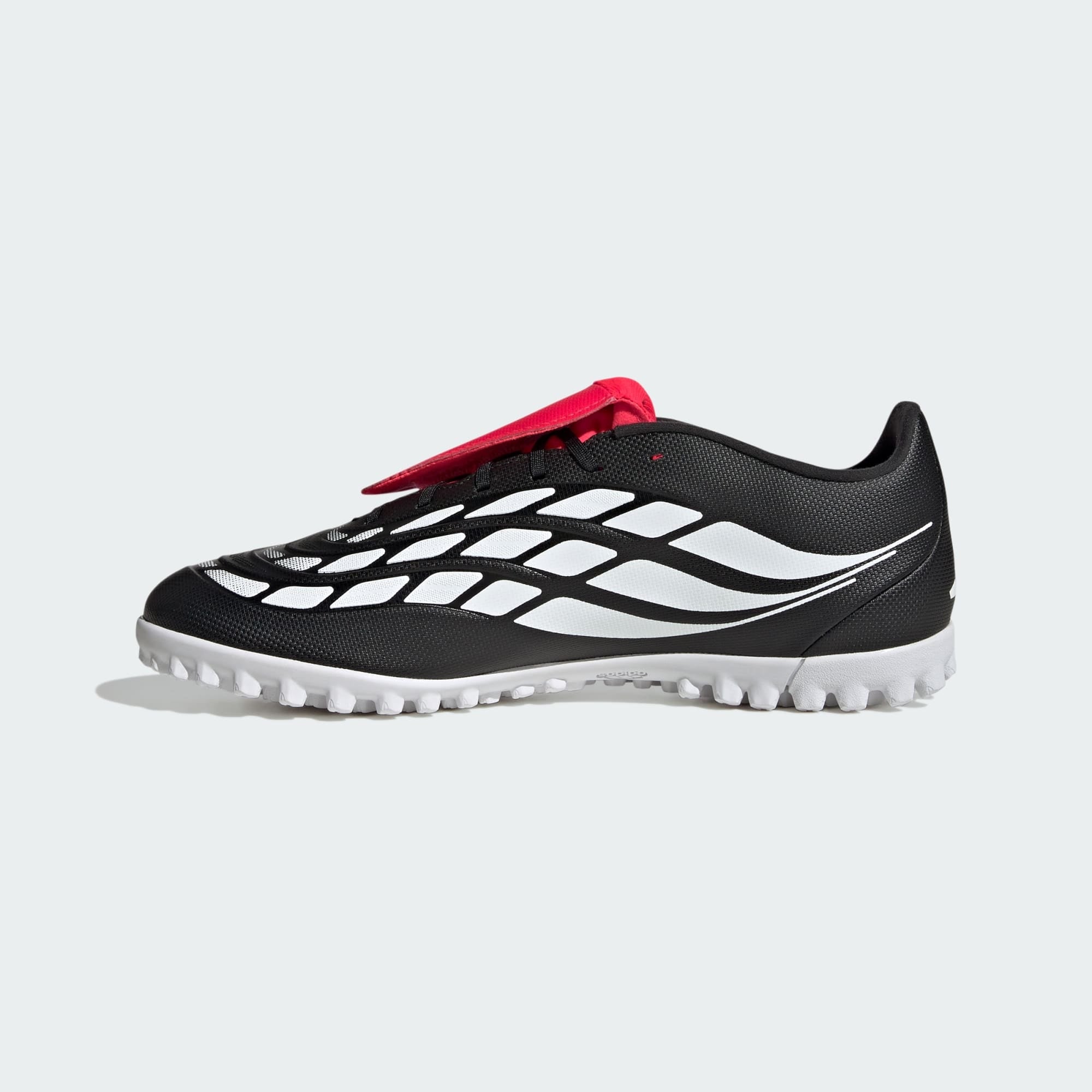 Adidas Predator Club FT TF con lengüeta pegable