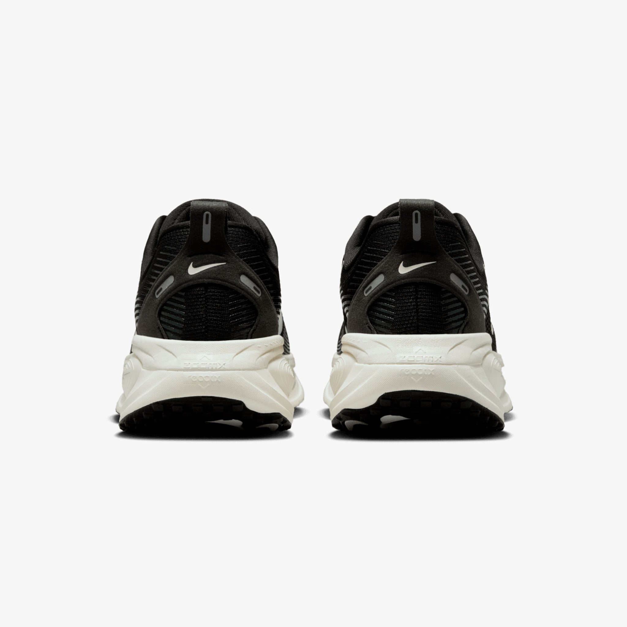 Nike ZoomX Vomero 18
