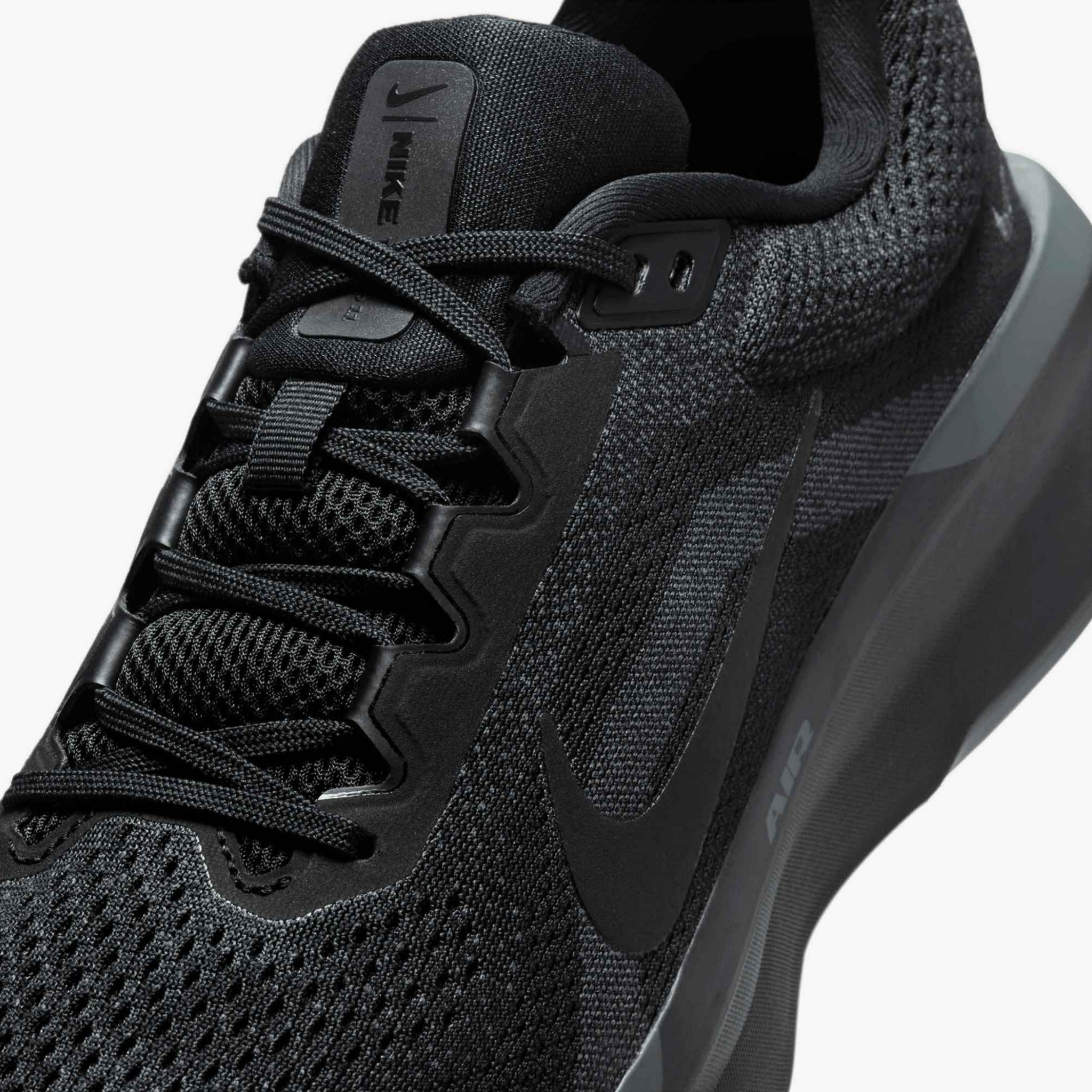 Nike Air Zoom Winflo 11