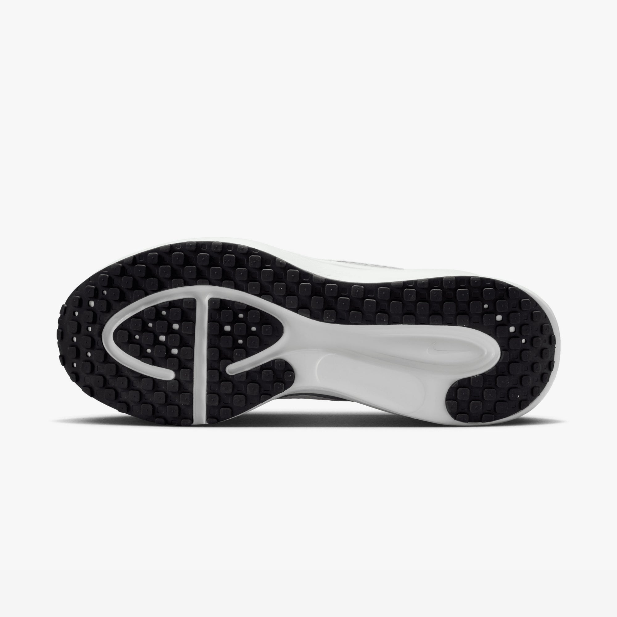 Nike Revolution 8