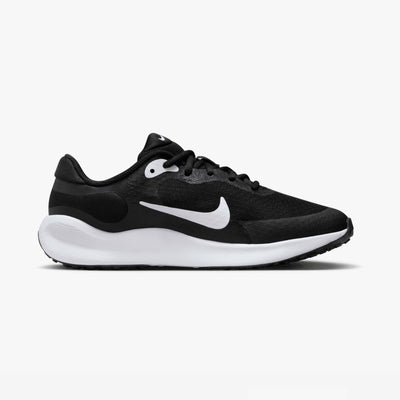 Nike Revolution 7