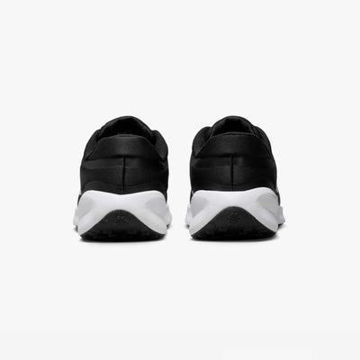 Nike Revolution 7