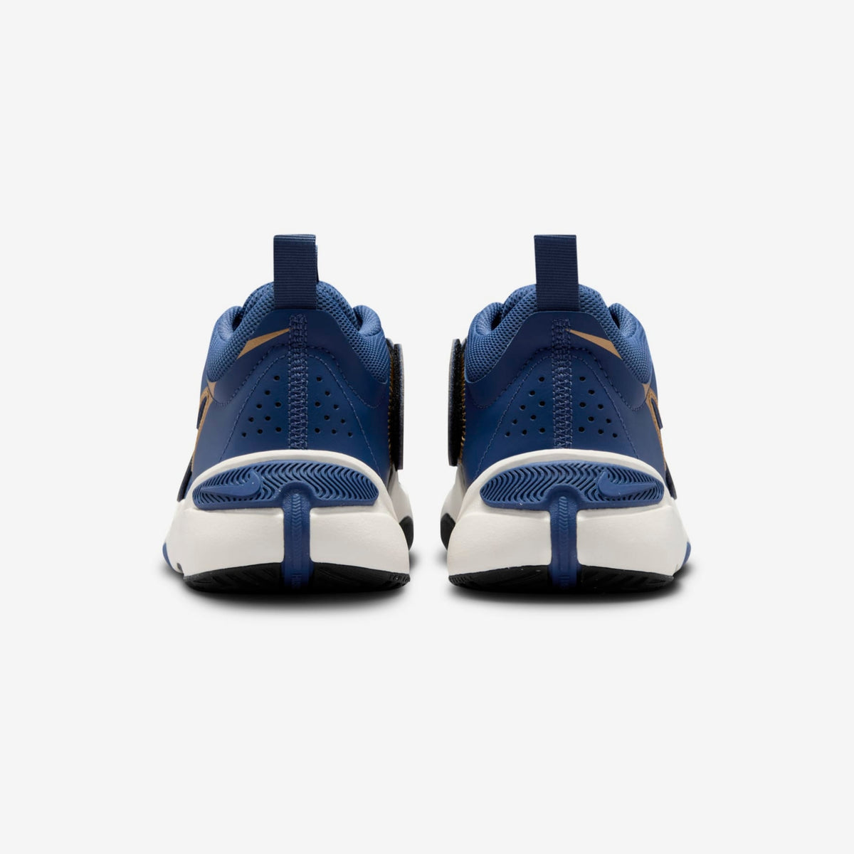 Nike Team Hustle D 11