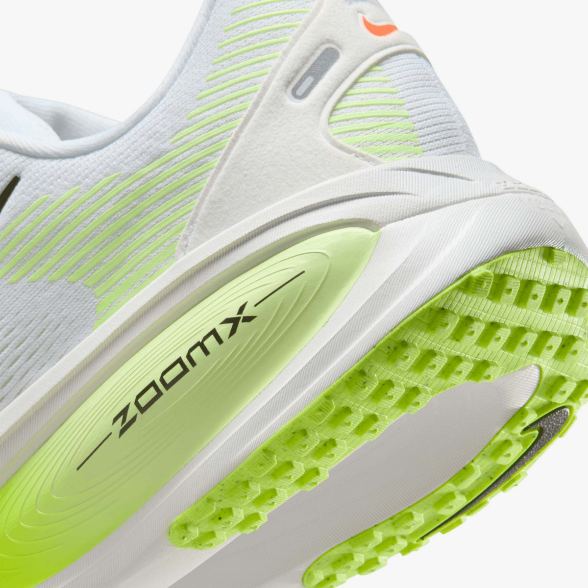 Nike ZoomX Vomero 18