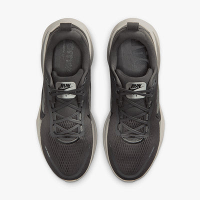 Nike ZoomX Vomero 18