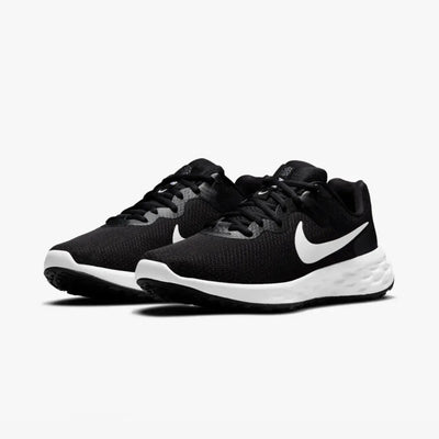 Nike Revolution 6