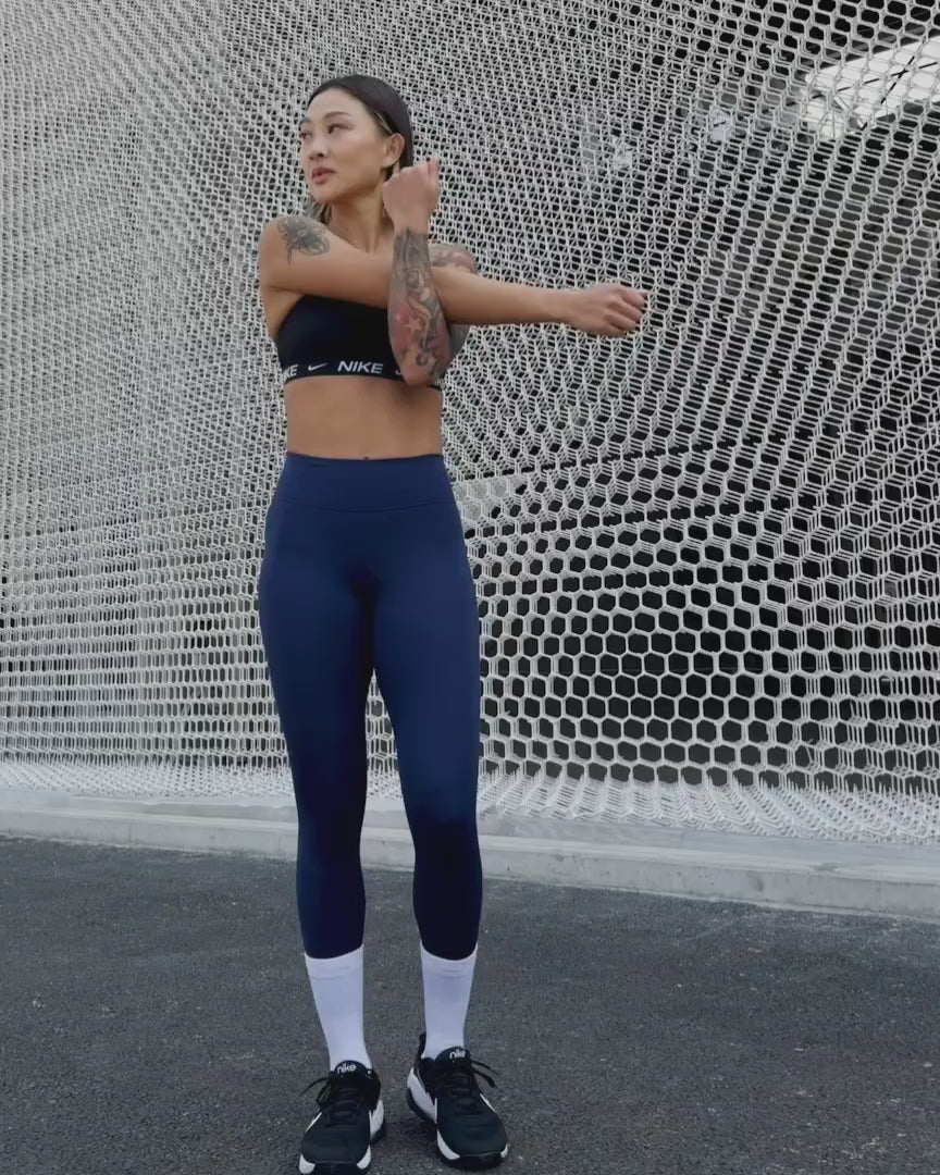 Cargar video: Nike Air Zoom Bella 6