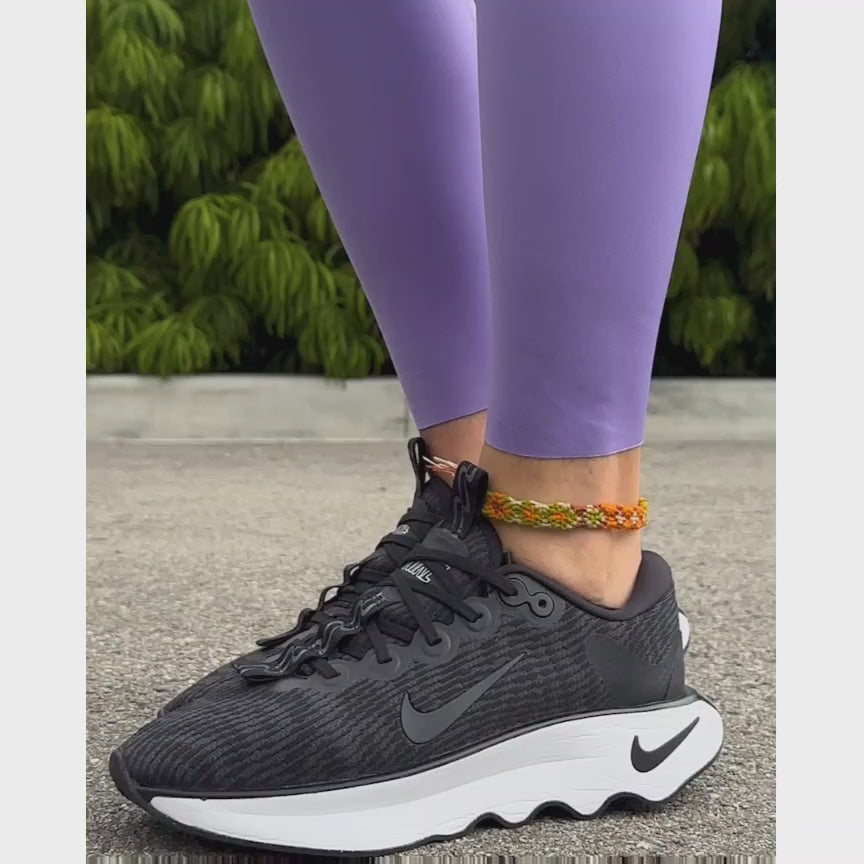 Cargar video: Nike Motiva